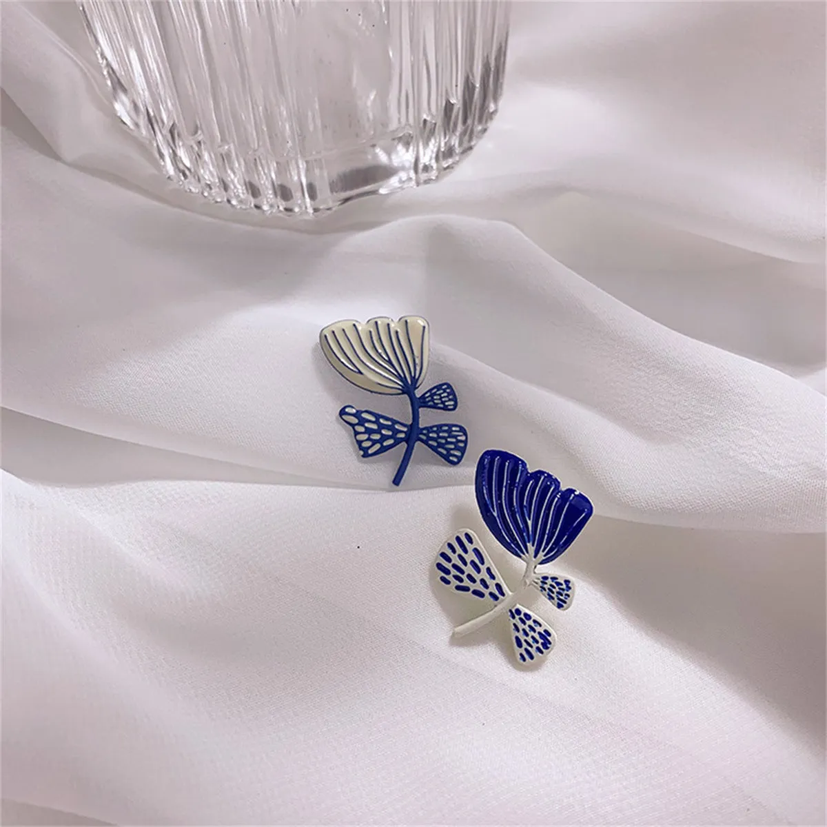 Blue & Silver-Plated Flower Stud Earrings